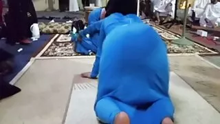 লম্পট কিশোর মুরগি Le ...