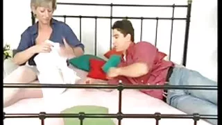 স্বেচ্ছাচারী প্রলুব্ ...