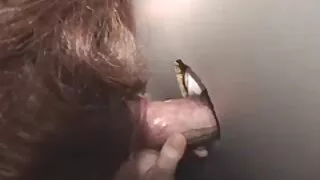 অল্প বয়স্ক লোকেরা প ...
